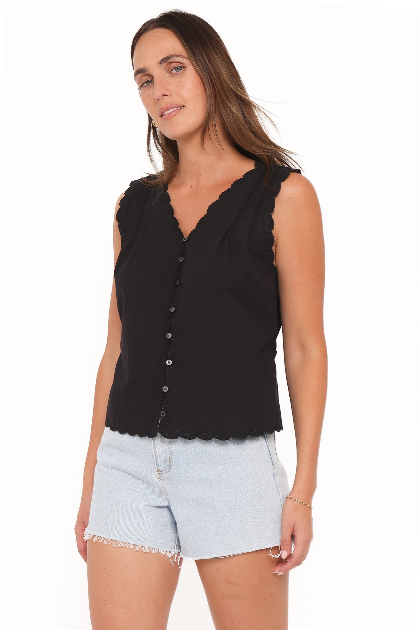 Top Noir Bordure Dentelle Lori